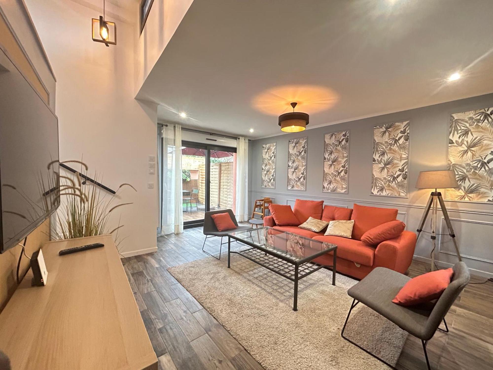 Marvel House - Disneyland 5Min, Private Parking, Terrace มานี-เลอ-องเกรอ ภายนอก รูปภาพ