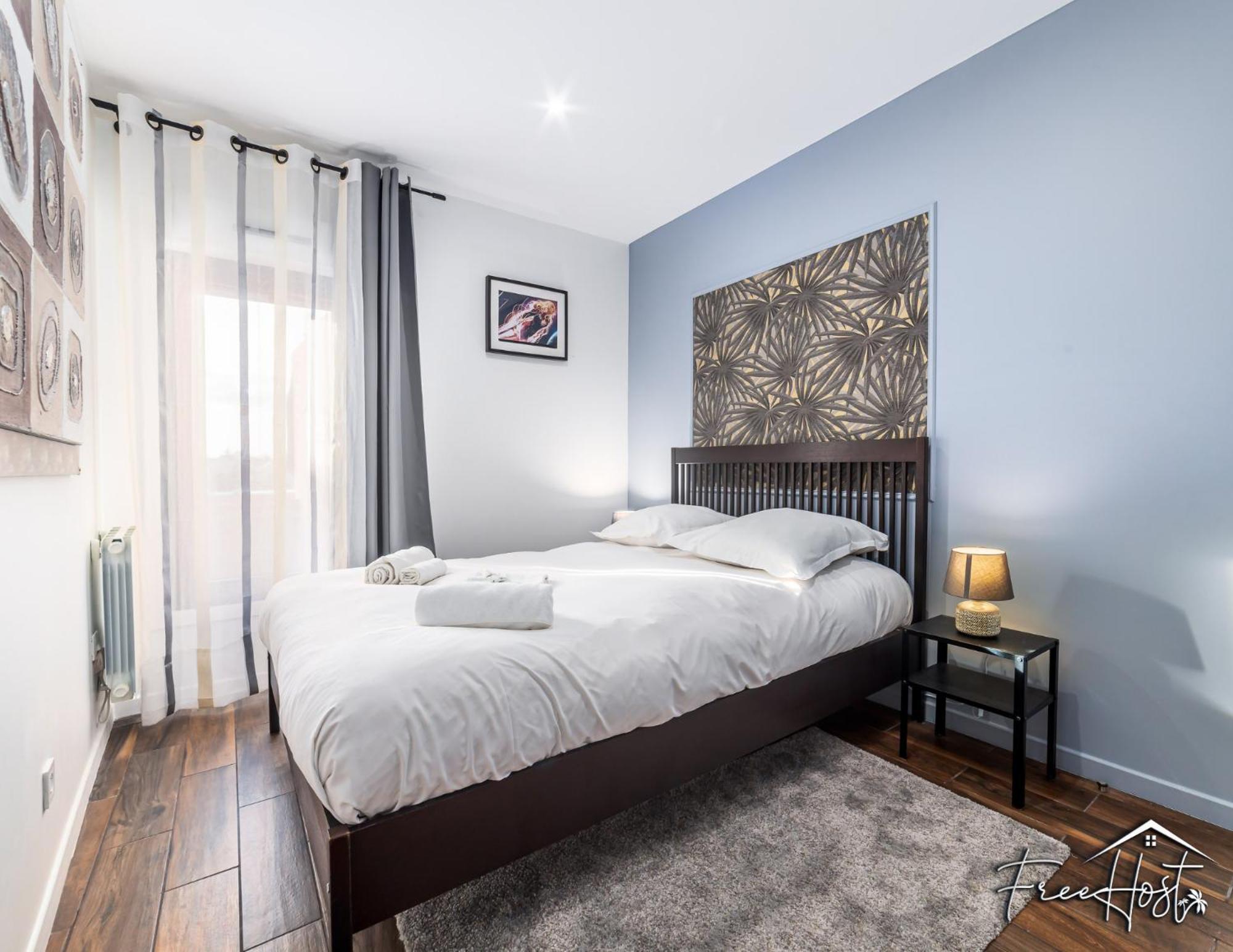 Marvel House - Disneyland 5Min, Private Parking, Terrace มานี-เลอ-องเกรอ ภายนอก รูปภาพ