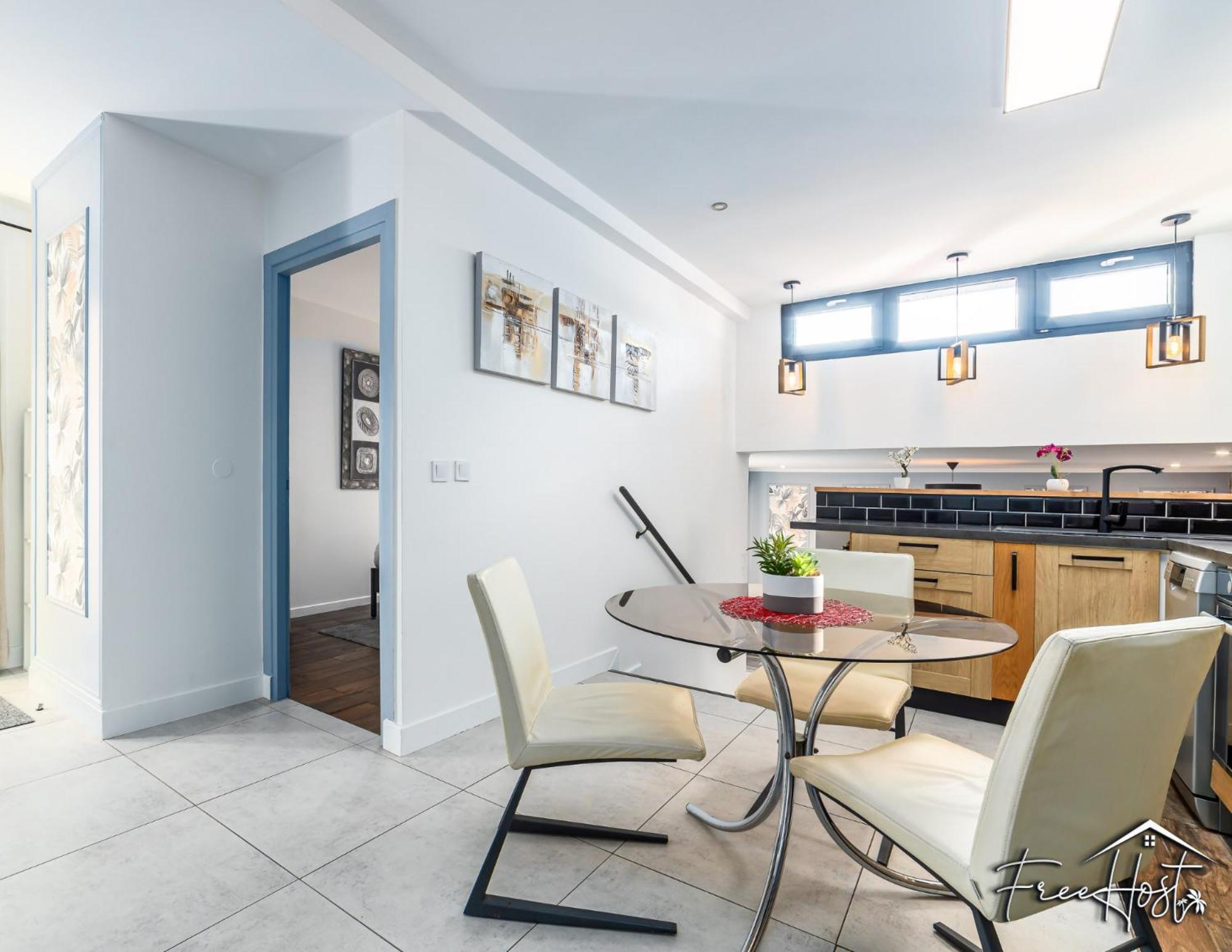 Marvel House - Disneyland 5Min, Private Parking, Terrace มานี-เลอ-องเกรอ ภายนอก รูปภาพ